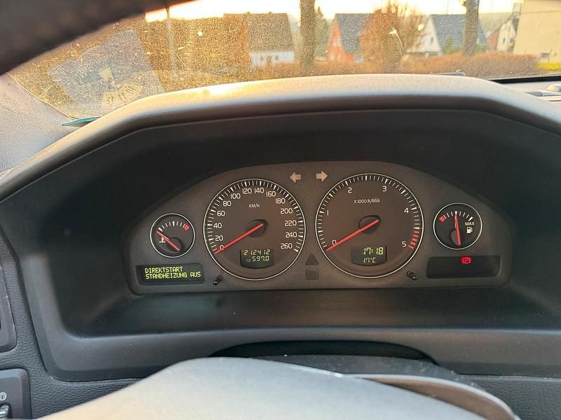 Gebraucht Volvo V70 185 PS (136 kW) 2005 Schwarz Kombi