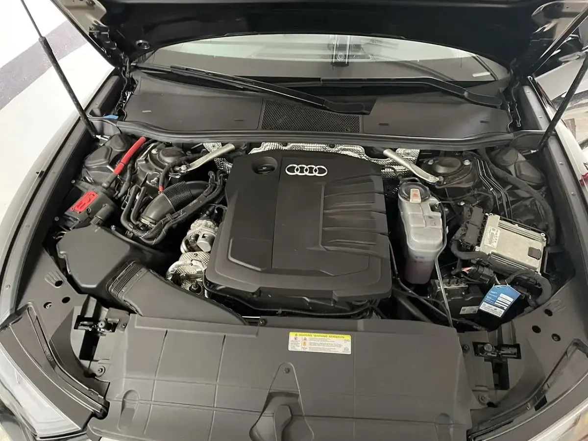 Gebraucht Audi A6 Business 204 PS (150 kW) 2020 Schwarz Kombi