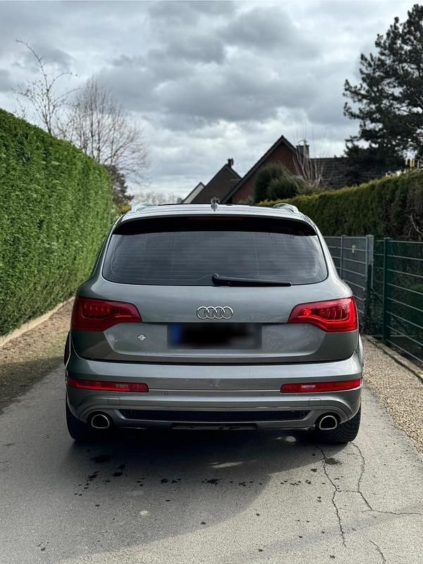Gebraucht Audi Q7 Exclusive 245 PS (180 kW) 2014 Grau SUV