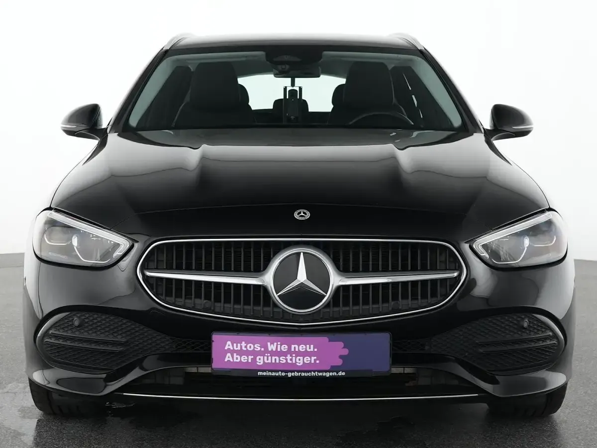 Gebraucht Mercedes C200 Avantgarde 163 PS (119 kW) 2024 Schwarz Limousine