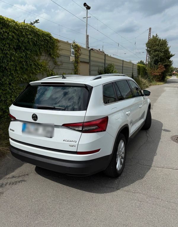 Weiß Gebraucht 2017 Skoda Kodiaq SUV | 20.999 € (Superpreis) - Bild 1/4