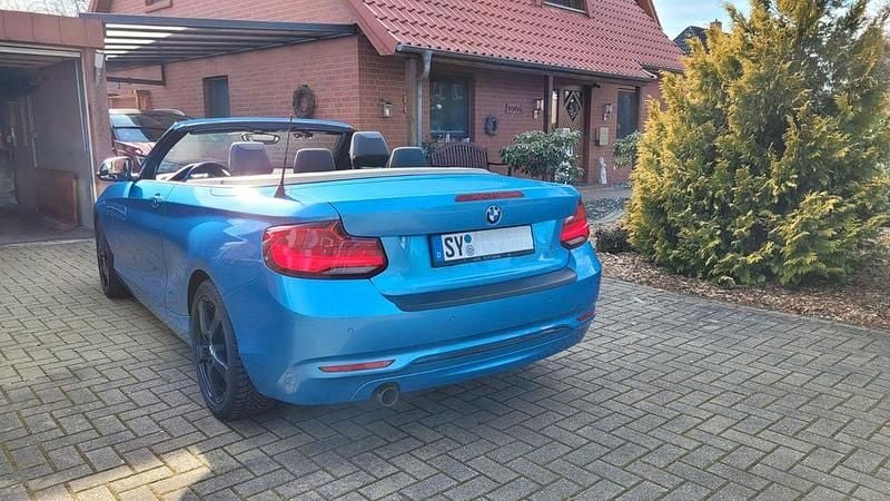 Gebraucht BMW 218 Advantage 150 PS (110 kW) 2017 Blau Cabrio