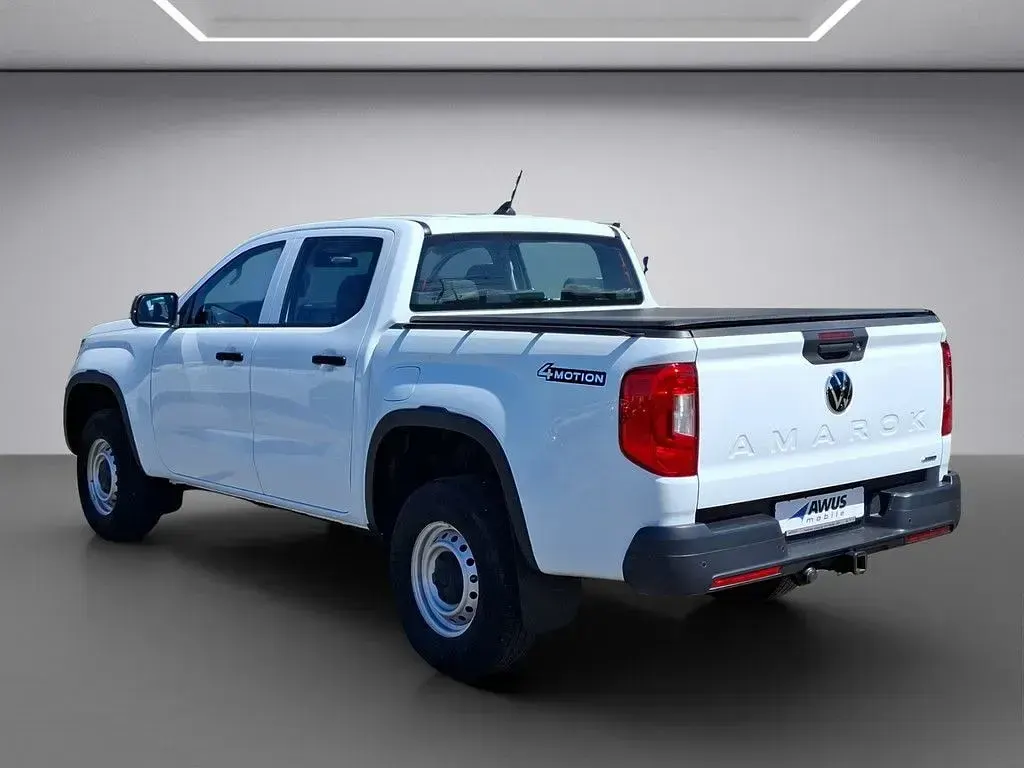 Gebraucht VW Amarok Basis 170 PS (125 kW) 2023 Weiß Pickup