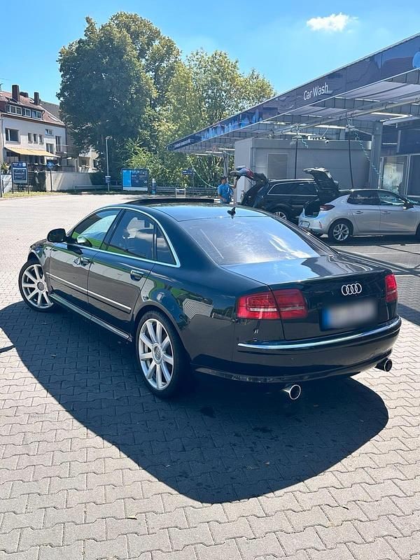 Schwarz Gebraucht 2009 Audi A8 S-Line Limousine | 7.500 € - Bild 1/4