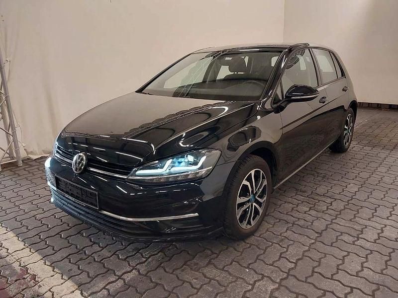 Schwarz Gebraucht 2018 VW Golf VII Comfortline Limousine | 16.690 € (Fairer Preis) - Bild 1/4