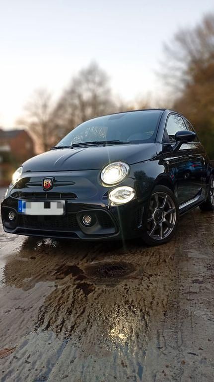 Schwarz Gebraucht 2019 Abarth 595C Cabrio | 13.800 € (Guter Preis) - Bild 1/4