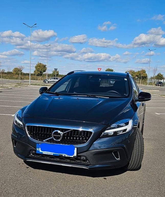Gebraucht Volvo V40 CC Momentum 120 PS (88 kW) 2016 Blau Kombi