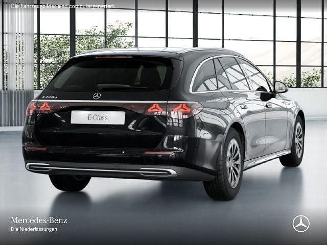 Gebraucht Mercedes E220 197 PS (144 kW) 2026