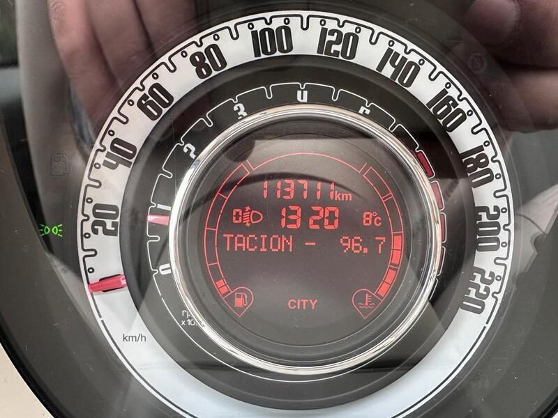 Grau Gebraucht 2009 Fiat 500 Kleinwagen | 3.950 € (Fairer Preis) - Bild 1/4
