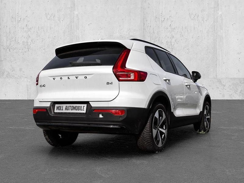 Gebraucht Volvo XC40 Plus 197 PS (144 kW) 2023 Weiss SUV