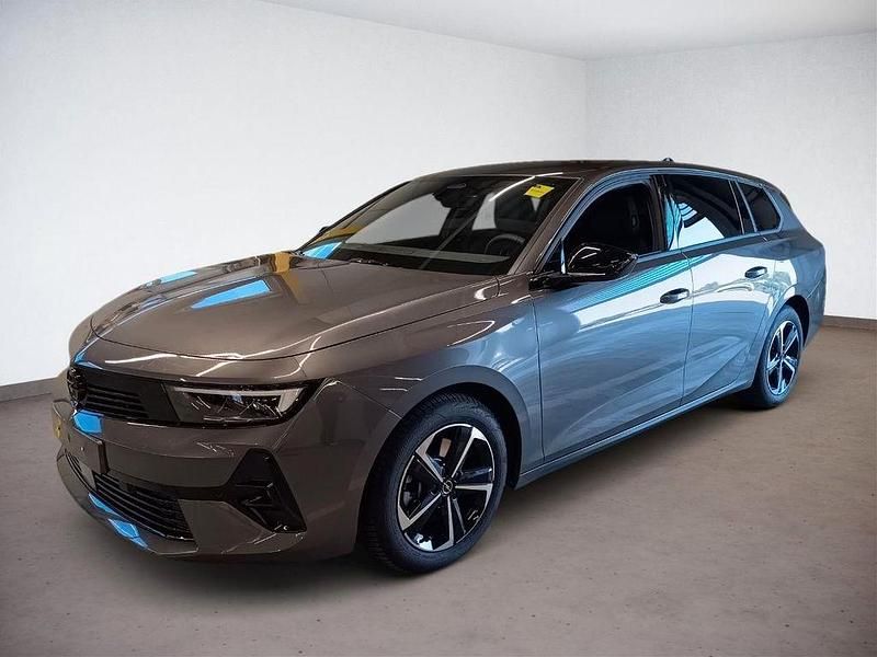 Gebraucht Opel Astra 131 PS (96 kW) 2024 Grau Kombi