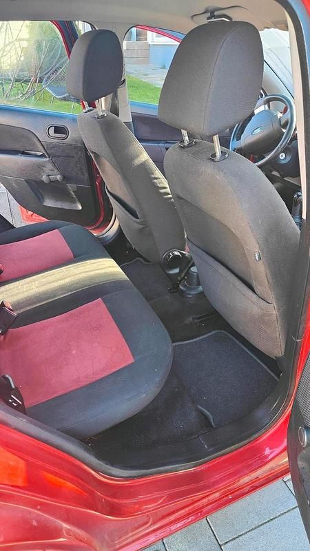 Gebraucht Ford Fiesta 80 PS (58 kW) 2008 Kleinwagen