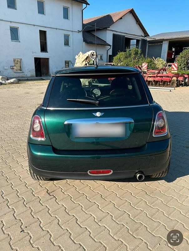 Usata Mini Cooper D 110 CV (80 kW) 2007 Verde Utilitaria