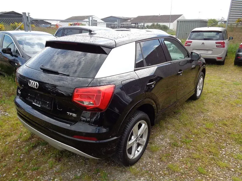 Gebraucht Audi Q2 Sport 150 PS (110 kW) 2017 Schwarz SUV