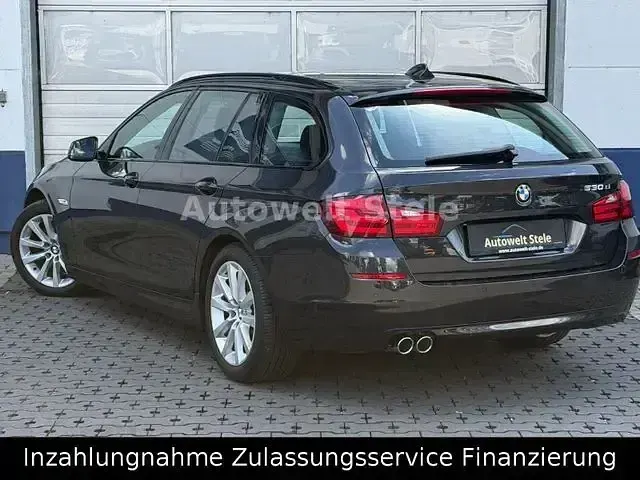 Gebraucht BMW 530 Shadowline 258 PS (189 kW) 2012 Grau Kombi