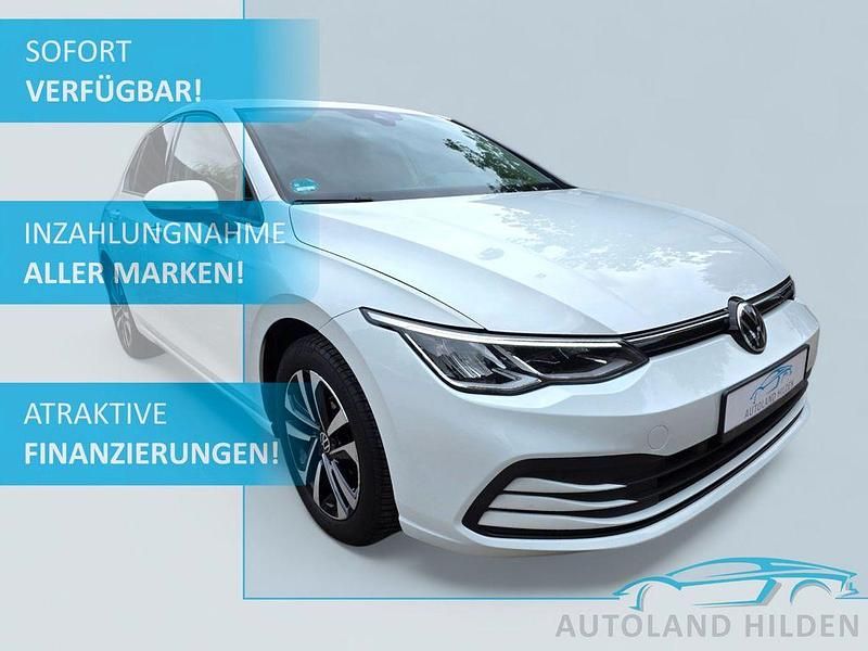 Pure white Gebraucht 2021 VW Golf VIII United Limousine | 17.790 € (Superpreis) - Bild 1/4