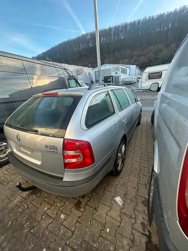 Gebraucht Skoda Octavia 103 PS (75 kW) 2008 Kombi