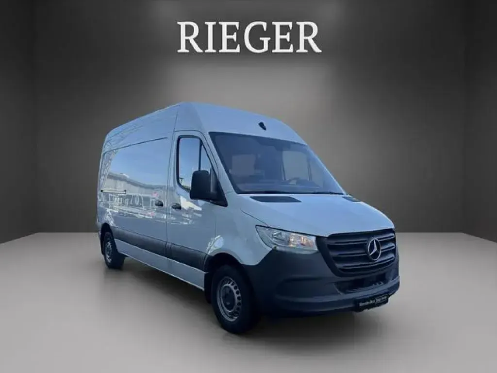 Second-hand Mercedes Sprinter 150 CP (110 kW) 2024 Alb Van