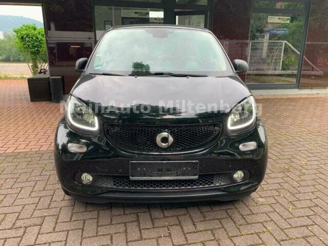 Gebraucht Smart ForFour Passion 71 PS (52 kW) 2016 Schwarz Kleinwagen
