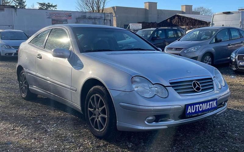 Gebraucht Mercedes CL180 143 PS (105 kW) 2002 Brillantsilber  metalliclack Coupé