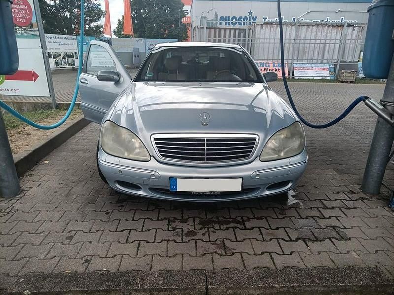 Blau Gebraucht 2003 Mercedes S500 Limousine | 1.900 € - Bild 1/4