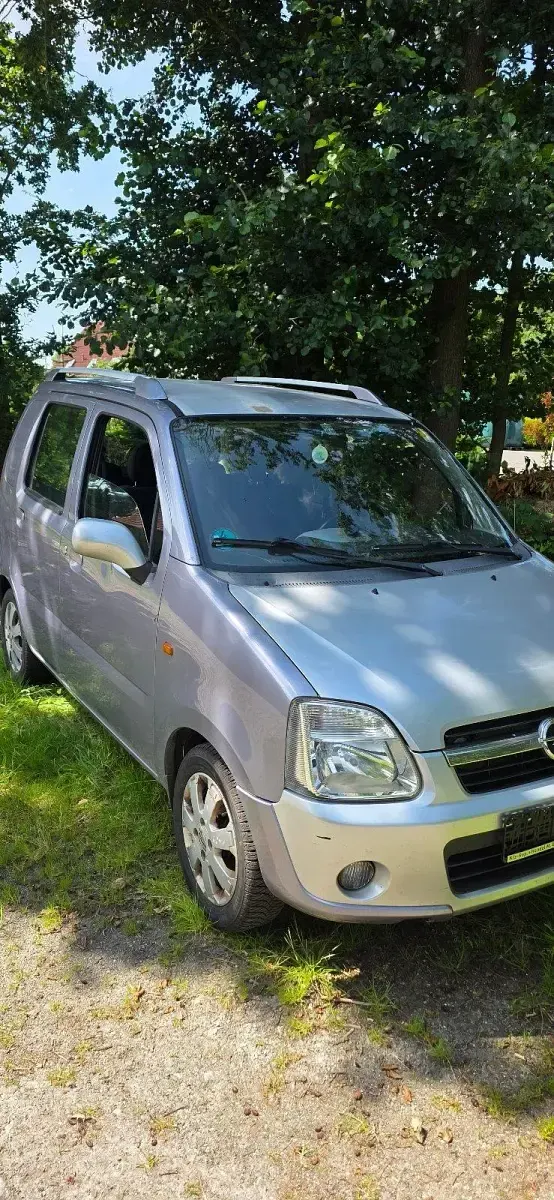 Gebraucht Opel Agila 75 PS (55 kW) 2004 Silber Van / Kleinbus