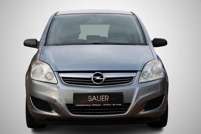 Gebraucht Opel Zafira Selection 140 PS (102 kW) 2009 Silber Van / Kleinbus