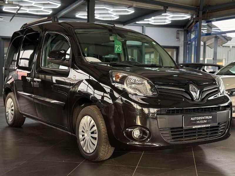 Usado Renault Kangoo Luxe 109 HP (80 kW) 2015 Preto Monovolume