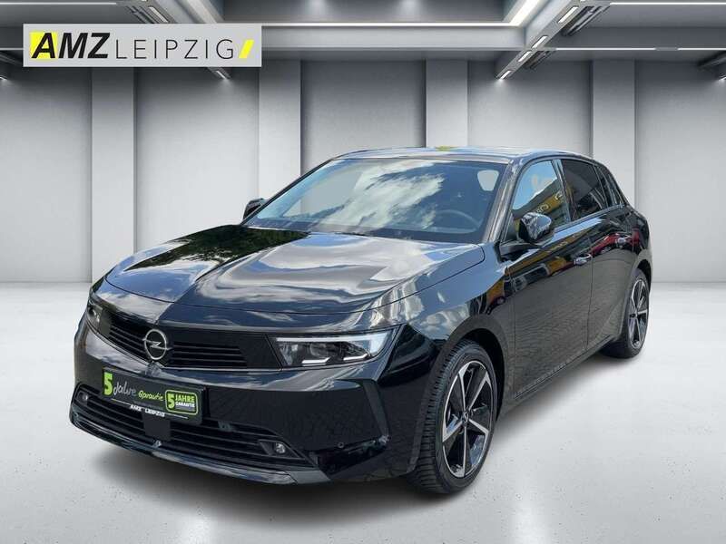 Lackierung schwarz perla nera/typ a Gebraucht 2023 Opel Astra Elegance Limousine | 20.990 € (Guter Preis) - Bild 1/4