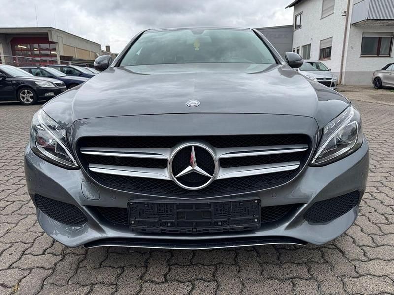 Gebraucht Mercedes C250 211 PS (155 kW) 2016 Grau Limousine