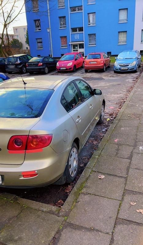 Gebraucht Mazda 3 Comfort 105 PS (77 kW) 2003 Silber Limousine