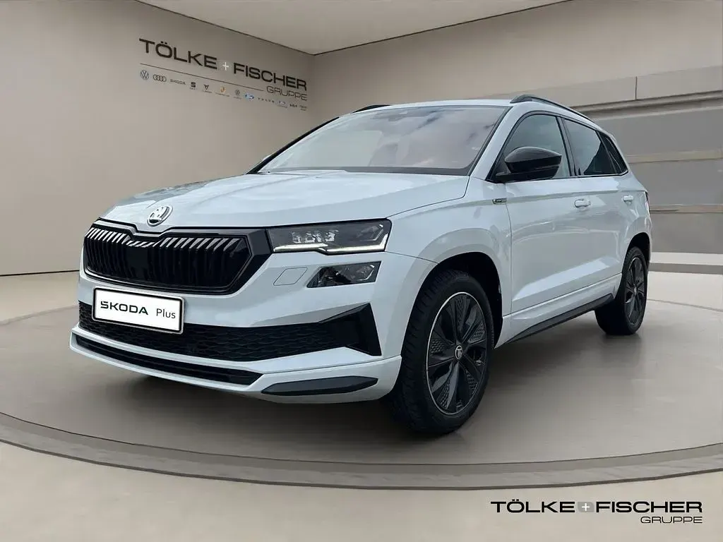 Gebraucht Skoda Karoq SportLine 150 PS (110 kW) 2023 Weiß SUV