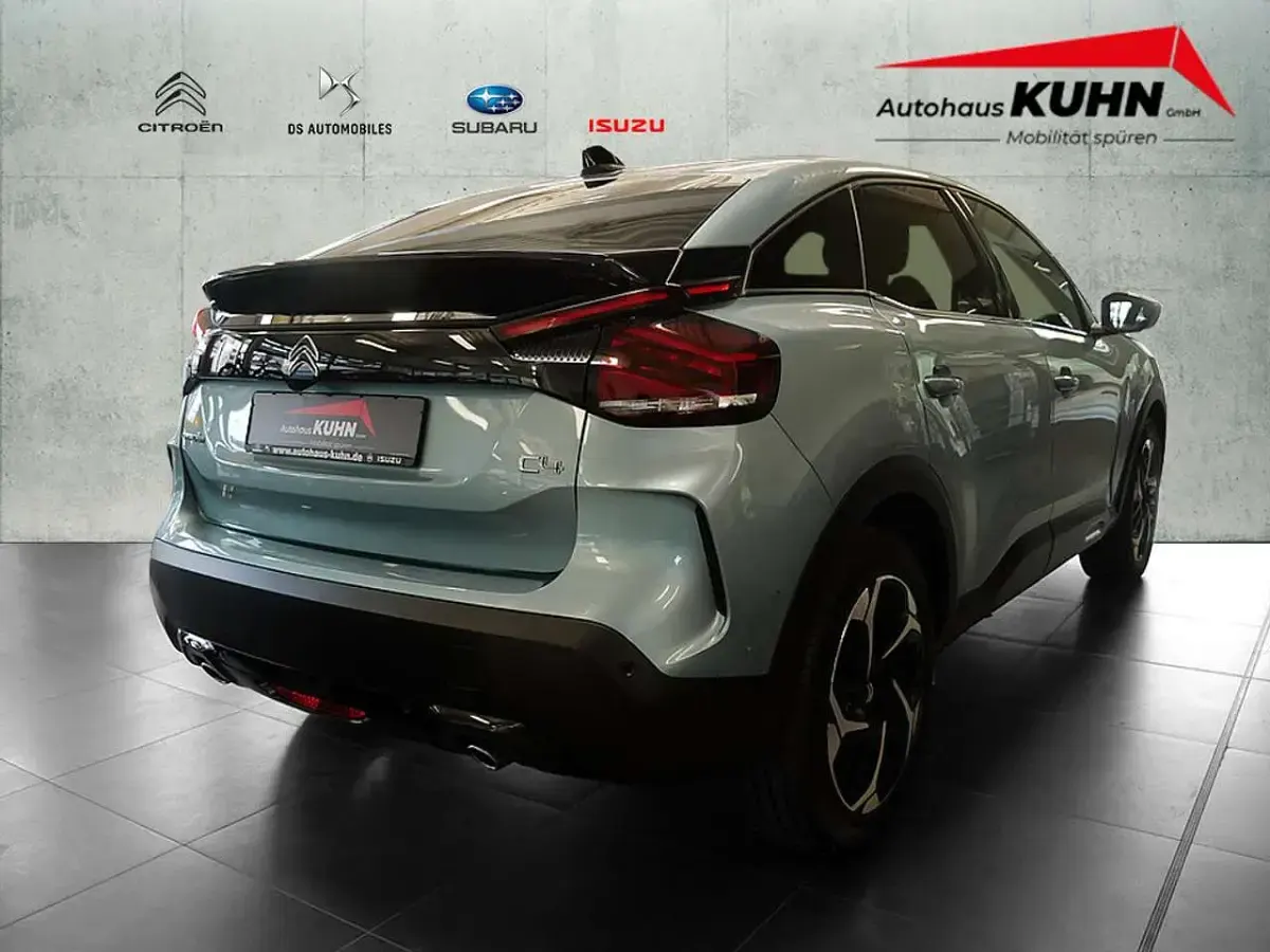 Gebraucht Citroën C4 PureTech 131 PS (96 kW) 2023 Blau SUV