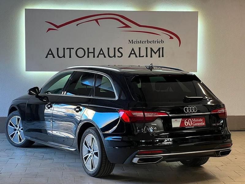 Second-hand Audi A4 Advanced 150 CP (110 kW) 2023 Negru Break
