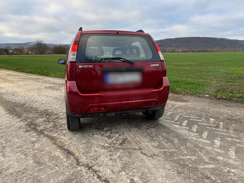 Gebraucht Suzuki Ignis 83 PS (61 kW) 2001 Rot Kleinwagen
