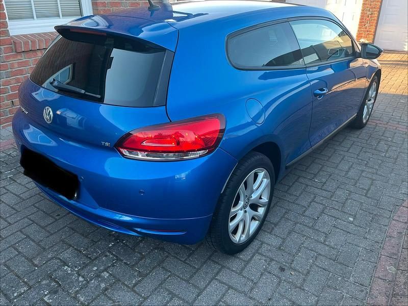 Gebraucht VW Scirocco Sport 122 PS (89 kW) 2012 Blau Coupé