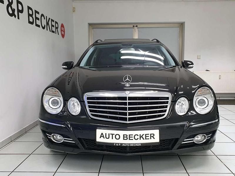 Gebraucht Mercedes E200 Avantgarde 184 PS (135 kW) 2007 Obsidianschwarz Kombi