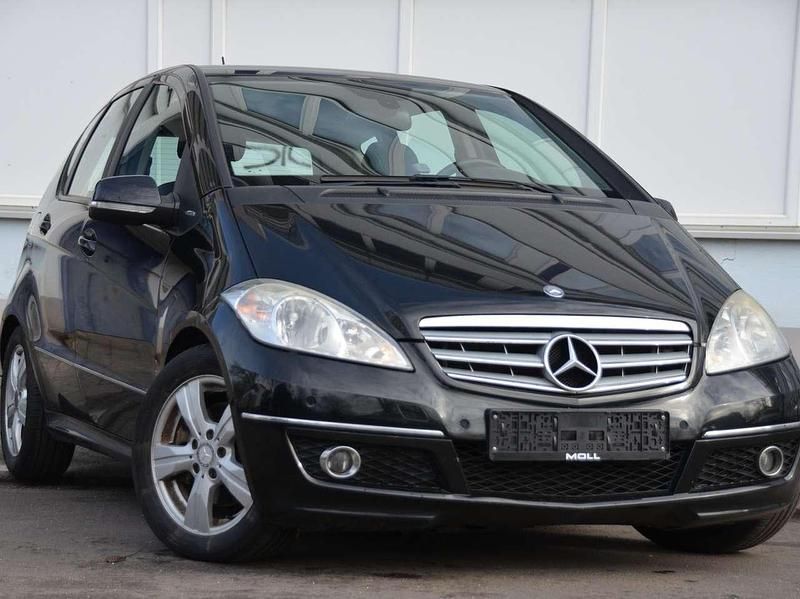 Gebraucht Mercedes A200 Sport 140 PS (102 kW) 2009 Kosmosschwarz  metalliclack Kleinwagen