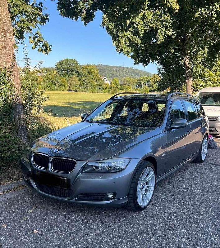 Gebraucht 2009 BMW 320 Sport Line Kombi | 6.200 € (Fairer Preis) - Bild 1/4