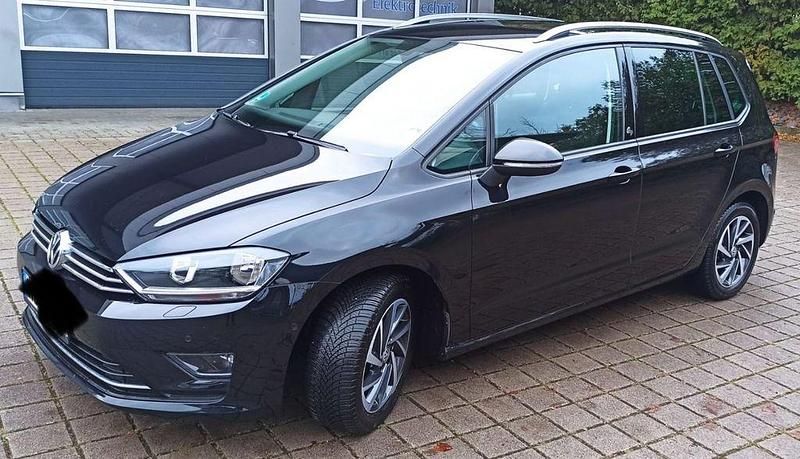 Schwarz Gebraucht 2017 VW Golf Sportsvan Sound Van / Kleinbus | 14.999 € (Fairer Preis) - Bild 1/4