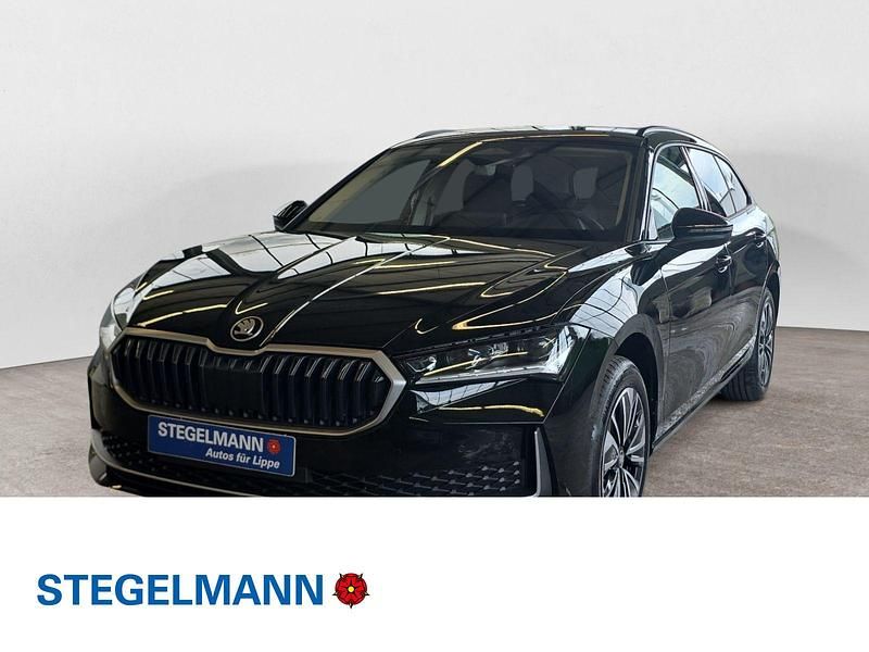 Ebony schwarz metallic Neu 2025 Skoda Superb Selection Kombi | 55.990 € - Bild 1/4