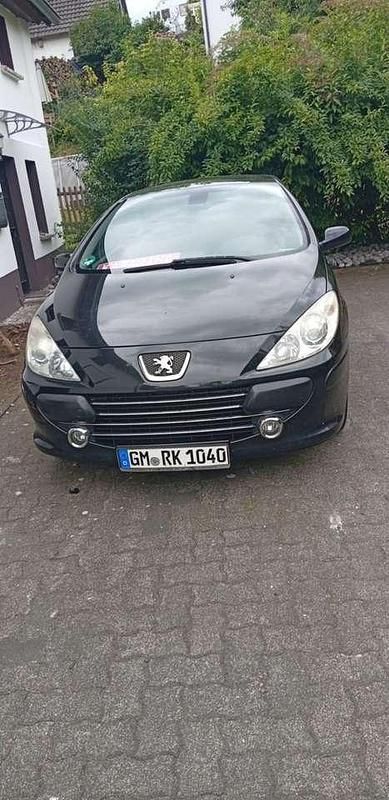 Schwarz Gebraucht 2006 Peugeot 307 CC Cabrio | 2.499 € (Fairer Preis) - Bild 1/4