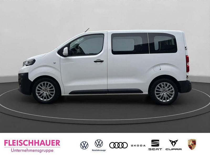 Gebraucht Peugeot Expert 116 PS (85 kW) 2017 Weiss Van