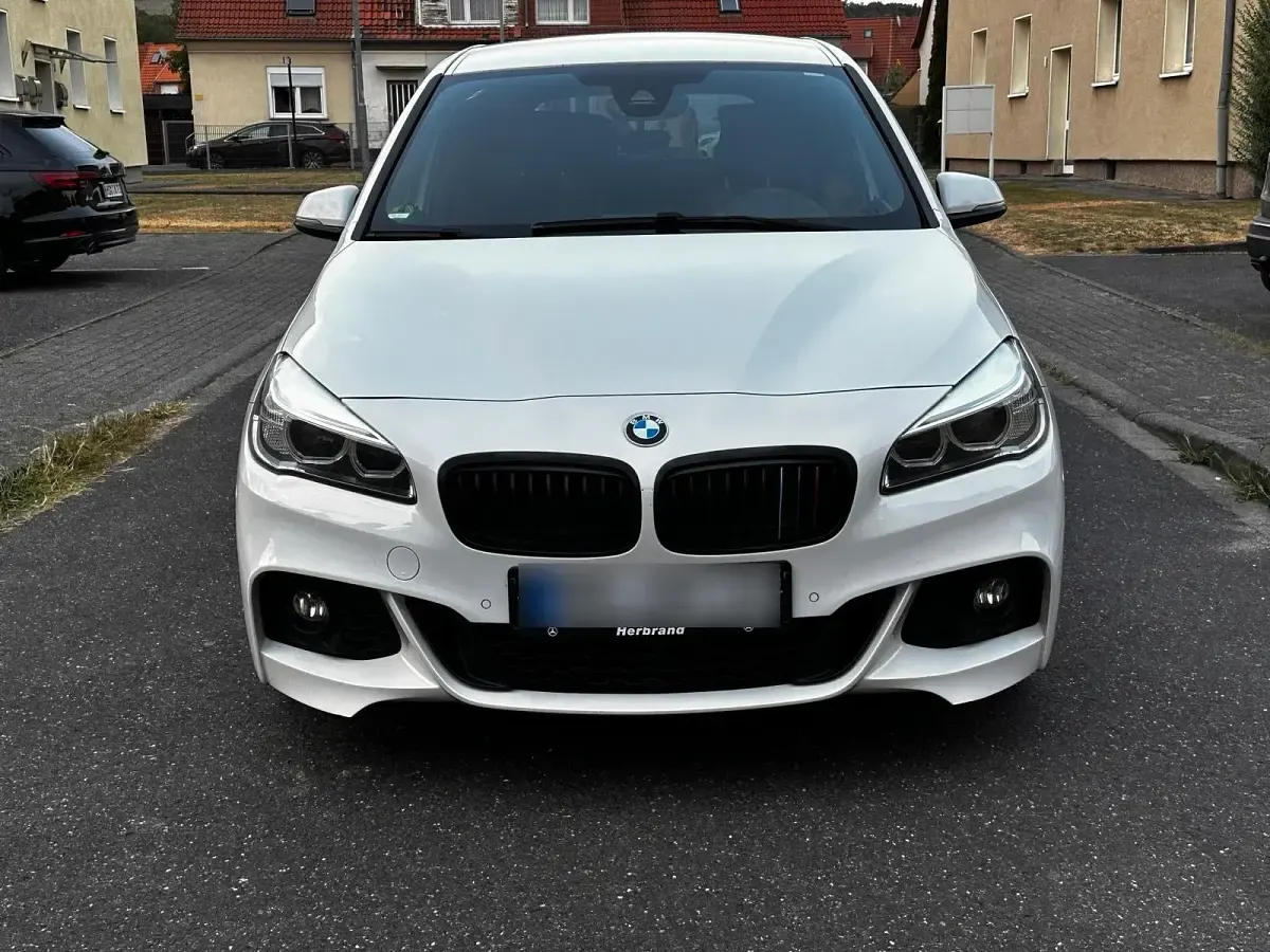 Gebraucht BMW 220 Gran Tourer M Sport 190 PS (139 kW) 2016 Weiß Van / Kleinbus