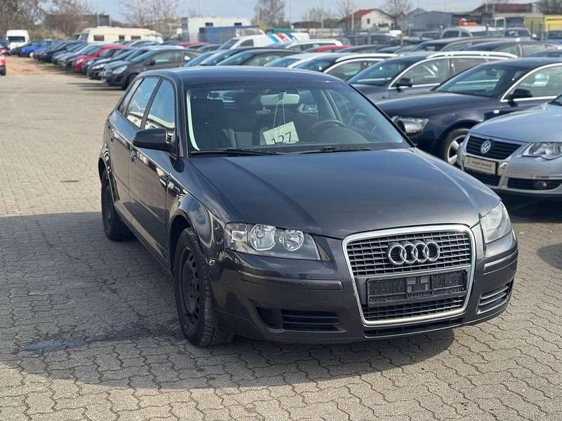 Gebraucht Audi A3 Sportback Attraction 105 PS (77 kW) 2005 Grau Kleinwagen