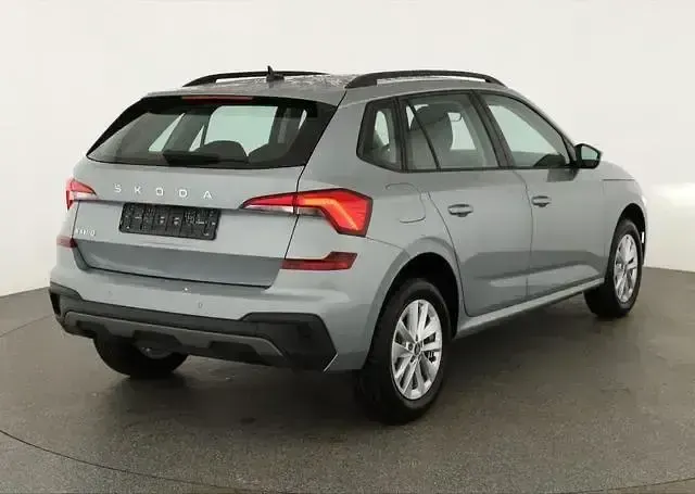 Neu Skoda Kamiq Selection 150 PS (110 kW) 2025 Smokey diamond metallic SUV