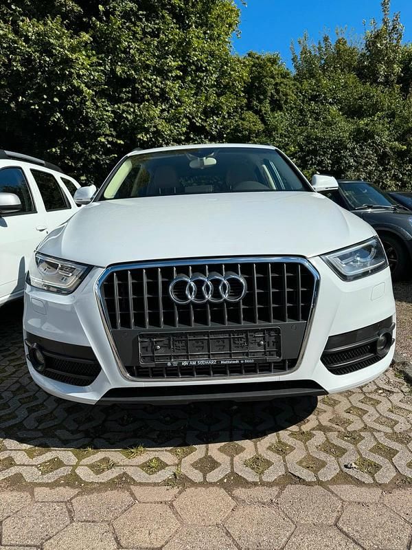Weiß Gebraucht 2014 Audi Q3 Sport SUV | 13.500 € (Fairer Preis) - Bild 1/4