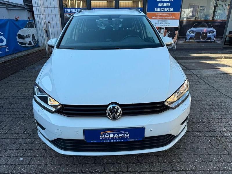 Gebraucht VW Golf VII Trendline 110 PS (80 kW) 2016 Weiß Limousine