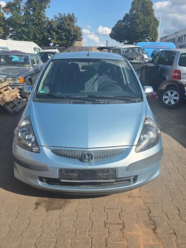 Gebraucht Honda Jazz 77 PS (56 kW) 2006 Blau Kleinwagen