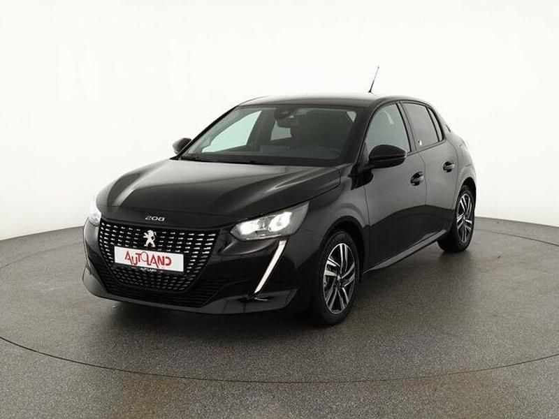 Gebraucht Peugeot 208 101 PS (74 kW) 2023 Schwarz Kleinwagen